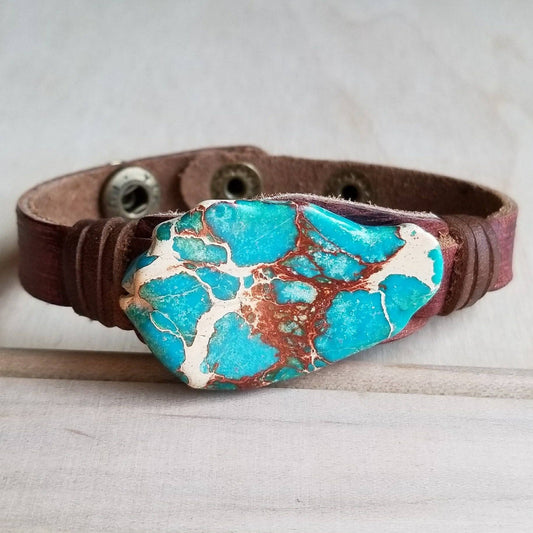 Narrow Leather Cuff with Regalite Turquoise look