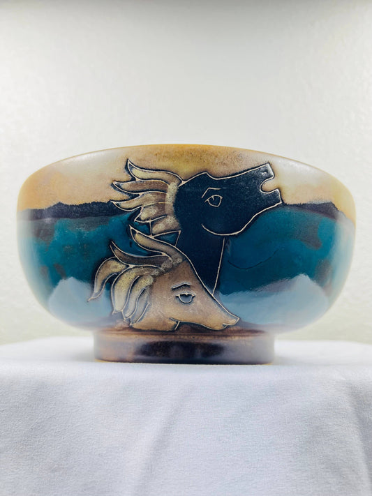Mara Stoneware Horses 72 oz serving bowl