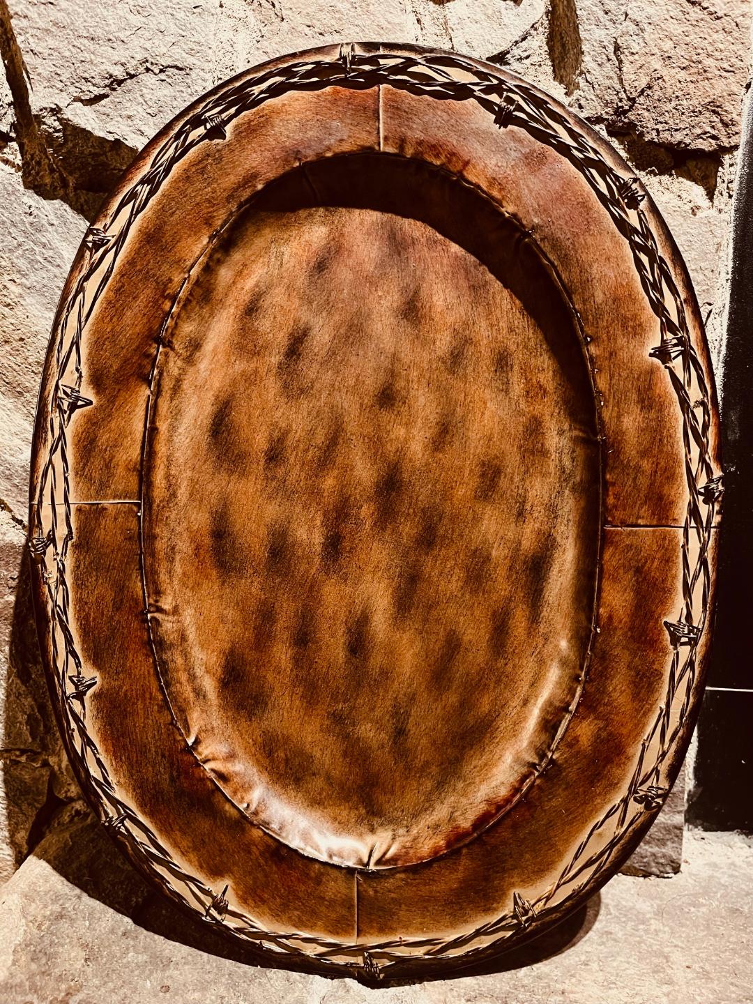 Barbed wire serving tray