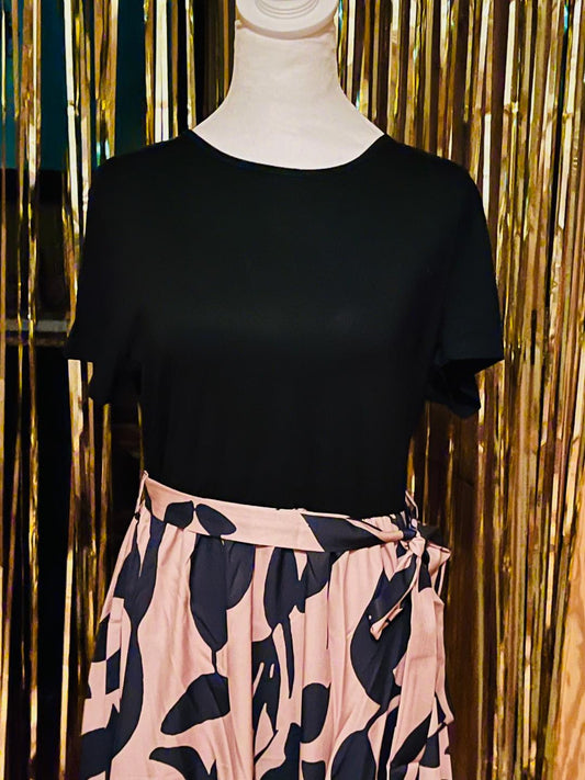 Black Split waist to floral pattern dress