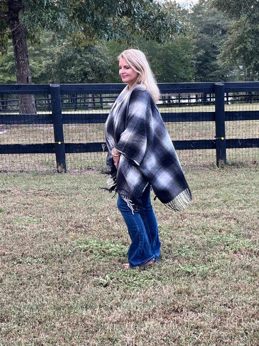 Black Plaid Cozy Knitted Cardigan