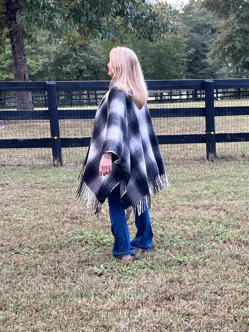 Black Plaid Cozy Knitted Cardigan