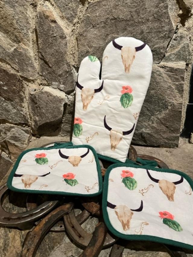 Skull and Cactus Oven Mitt