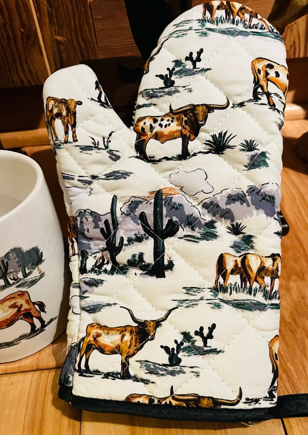 Longhorn Oven Mitt-Color