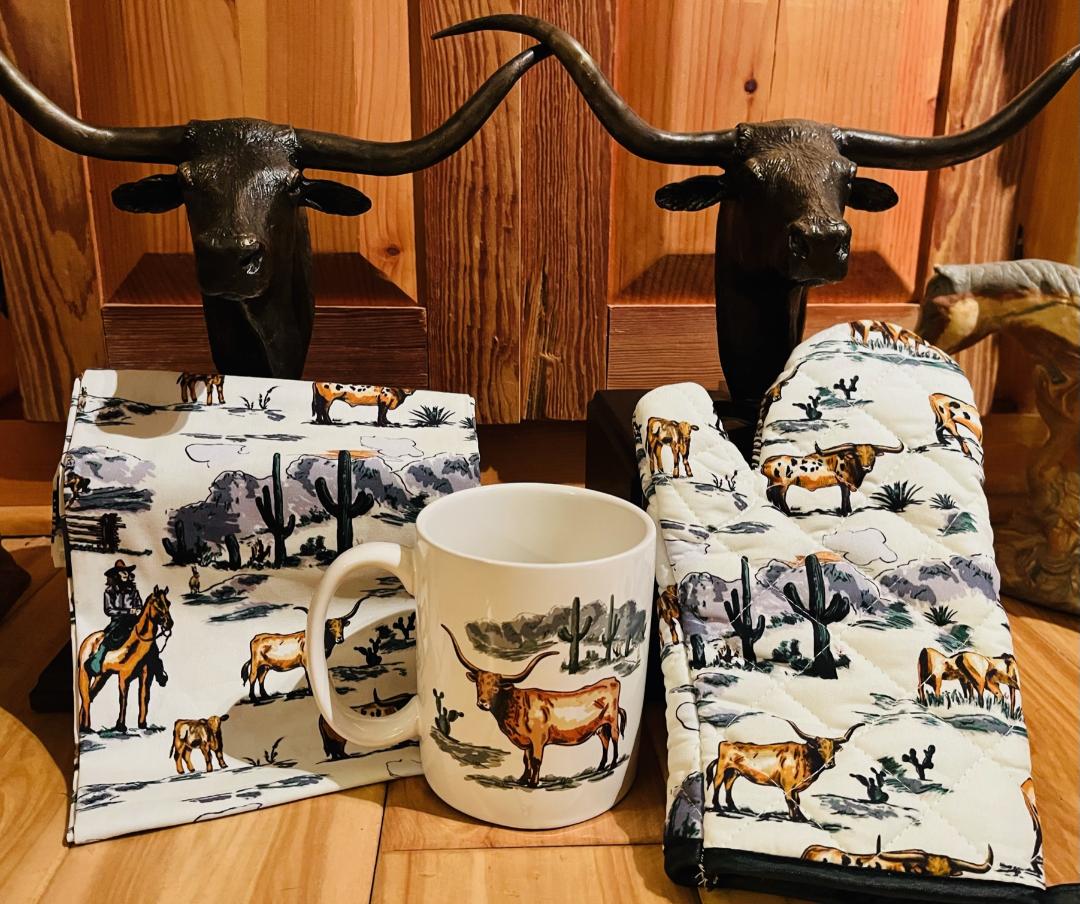 Longhorn Oven Mitt-Color