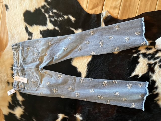 Driftwood Jeans Clover