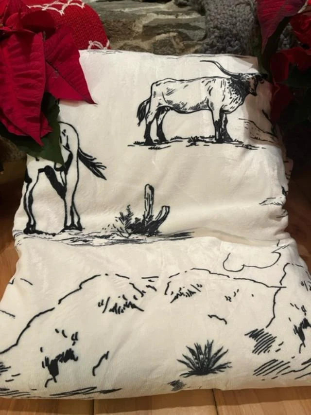 Black and white Longhorn Sherpa Throw