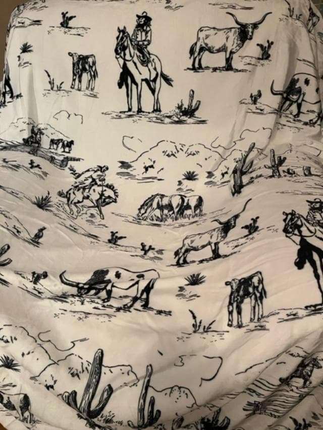 Black and white Longhorn Sherpa Throw