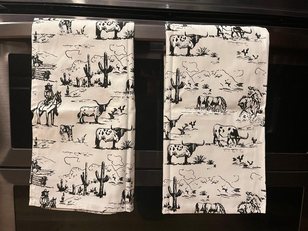 Longhorn Tea Towel and Kitchen mitt set