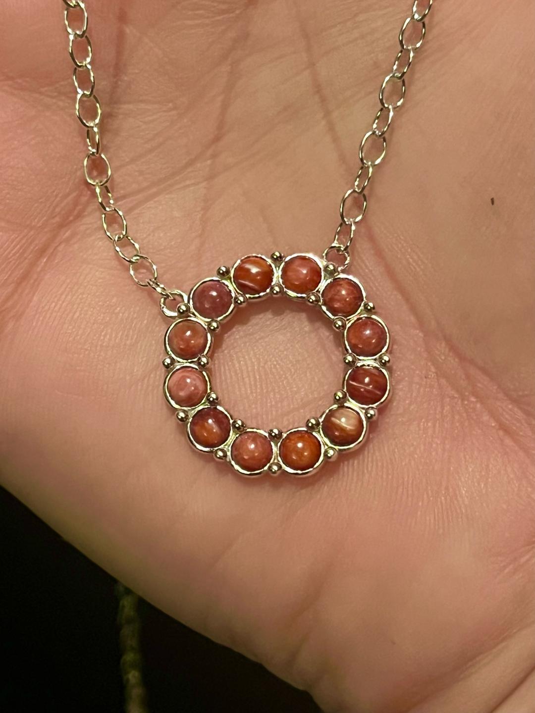 Red Spiny Oyster Round necklace