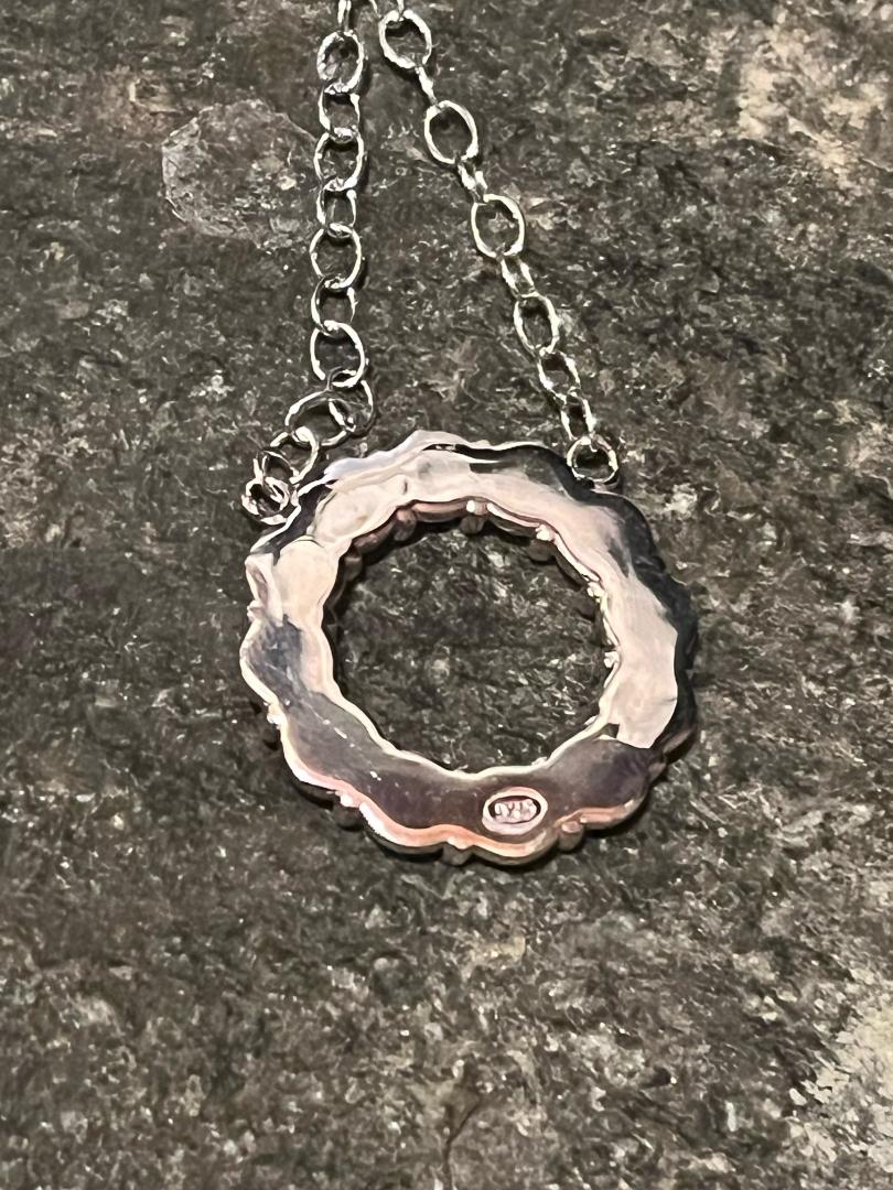 Red Spiny Oyster Round necklace