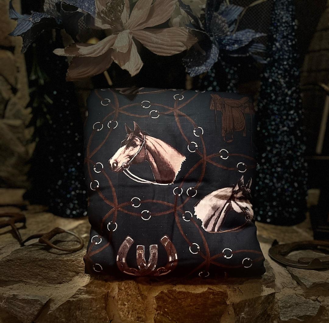 The Saratoga Horse Throw