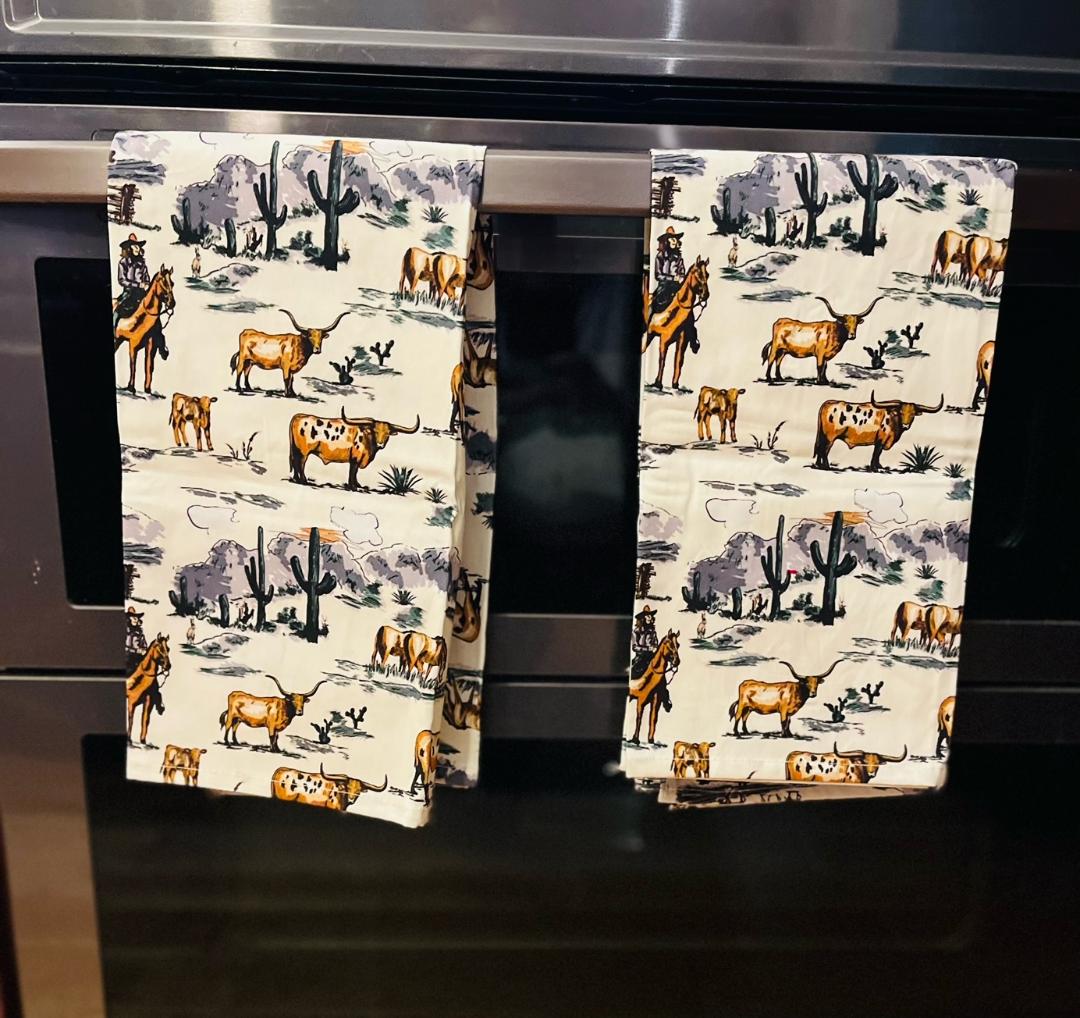 Longhorn Tea Towel-color